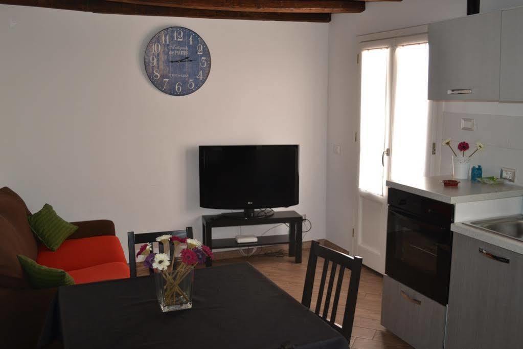 Vittorio Apartment ตูริน ภายนอก รูปภาพ
